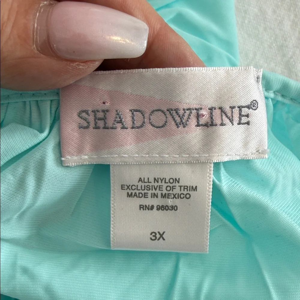 Vintage Shadow line Light Blue Floral Embroidered 3XL Nightgown - Picture 6 of 6